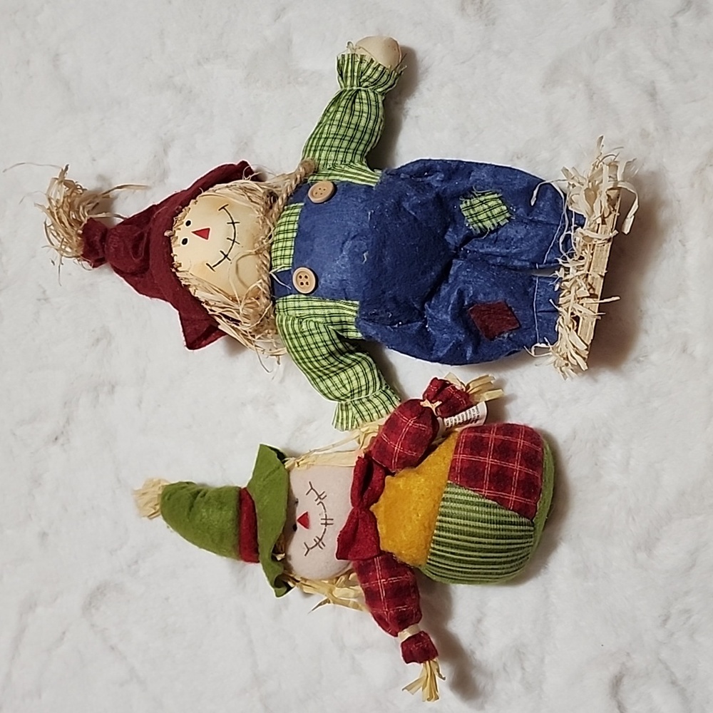 VINTAGE  SCARECROW  COUPLE DECORATIVE ITEMS